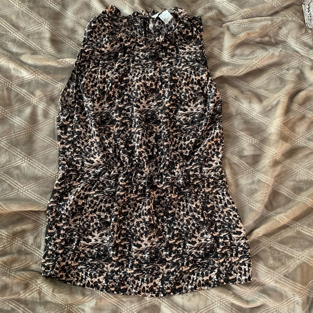 Floral Sleeveless Blouse
